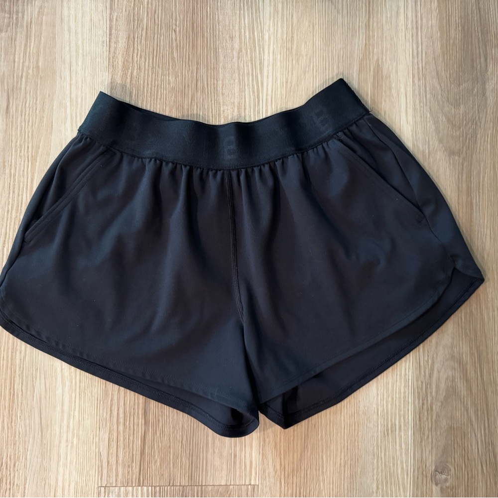 YPB by Abercrombie & Fitch Women’s Black Athletic Short, size Small. Like new!